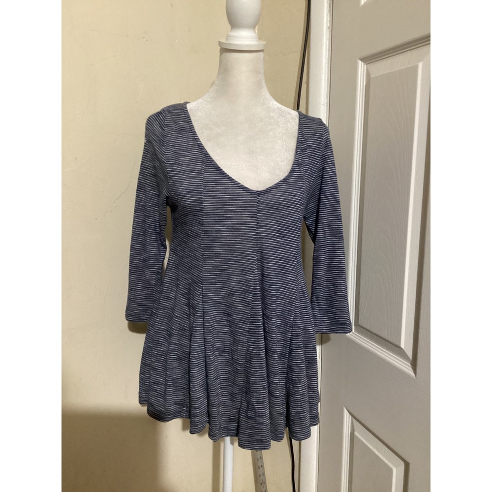 Puella Striped Swing Top 3/4 Sleeve V Neck  Peplum Women's Size M